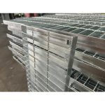 ตะแกรงท่อระบายน้ำ กว้าง 20cm 25cm 30cm 35cm ยาว1m ตะแกรงเหล็ก ฝาท่อน้ำ ฝารางน้ำ Steel Grating ฝาปิดท่อระบายน้ำ ทนสนิม - Image 9